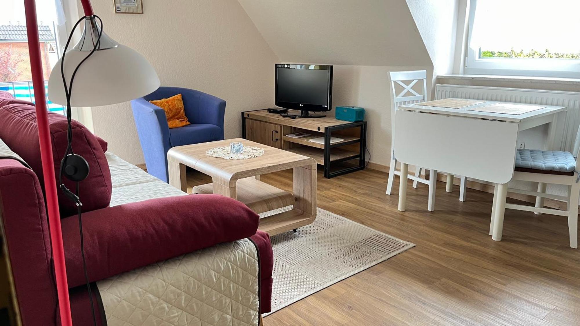 Wohnung 2 Mit Balkon- Haus Annegrete Esens Luaran gambar