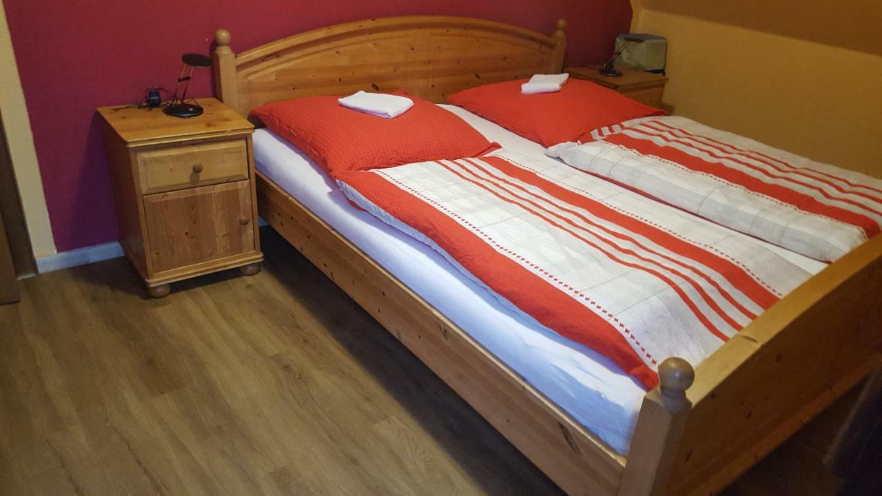 Wohnung 2 Mit Balkon- Haus Annegrete Esens Luaran gambar